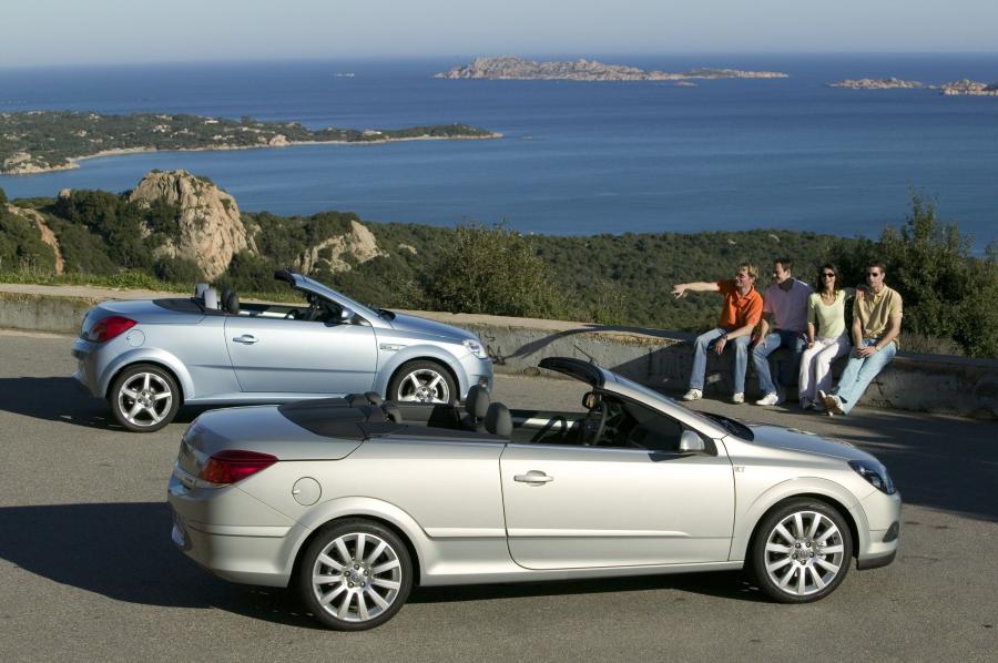  Opel Astra Twin Top 2007 года  (фото 36 из 131)